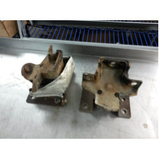 104D006 Motor Mounts Pair For 05-06 GMC Sierra 1500  5.3